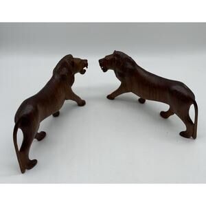 Vtg PAIR OF HANDCRAFTED WOODEN Wood Roaring LION FIGURINES Kenya